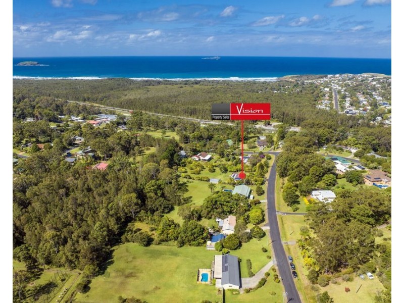 4 Poynten Drive, Emerald Beach NSW 2456
