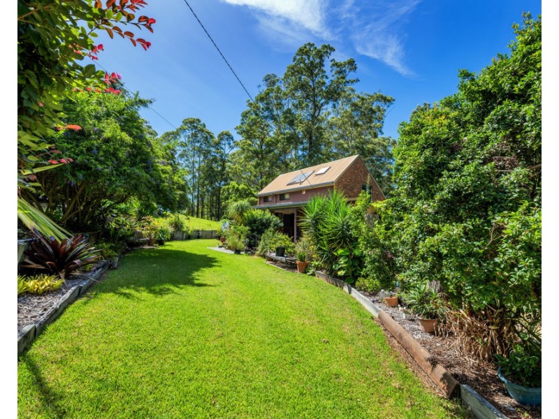 7 Crampton Close, Woolgoolga NSW 2456