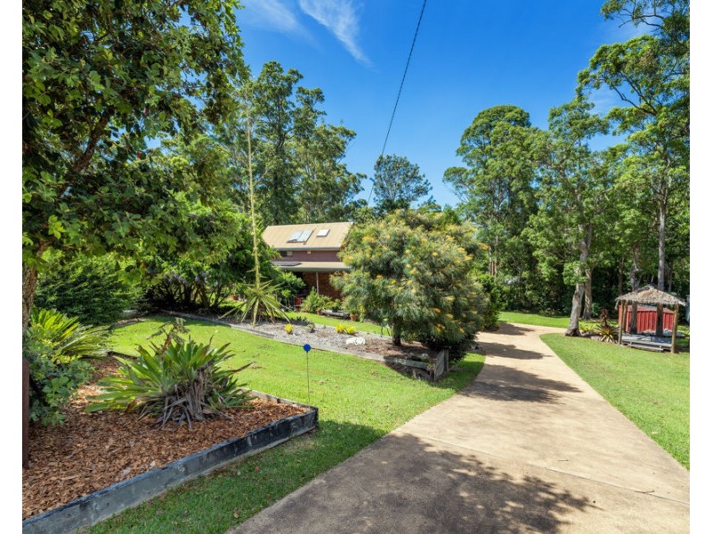 7 Crampton Close, Woolgoolga NSW 2456