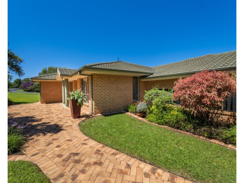 137 Newmans Road, Woolgoolga NSW 2456