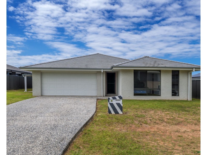 17 Flat Top Drive, Woolgoolga NSW 2456