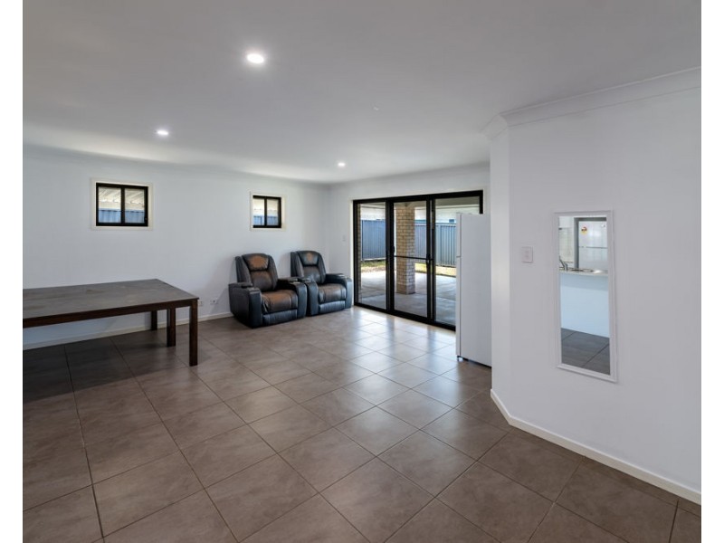 17 Flat Top Drive, Woolgoolga NSW 2456