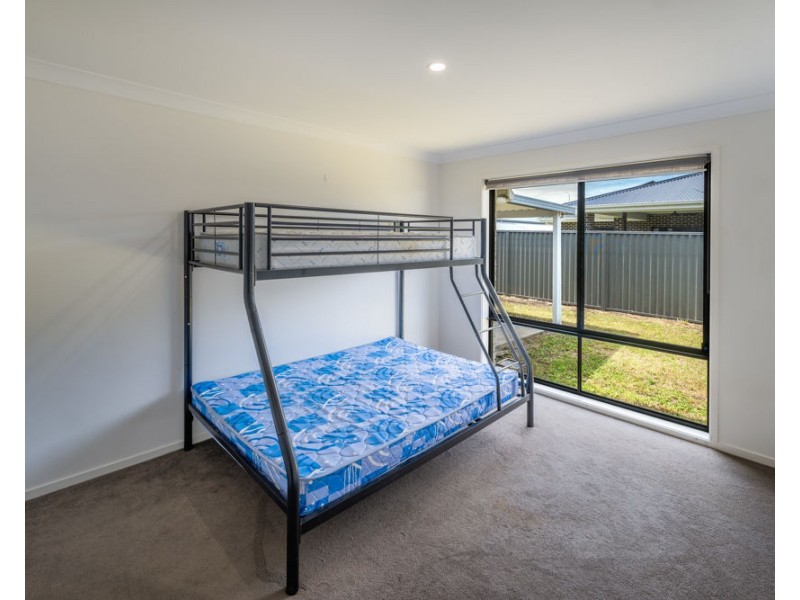 17 Flat Top Drive, Woolgoolga NSW 2456