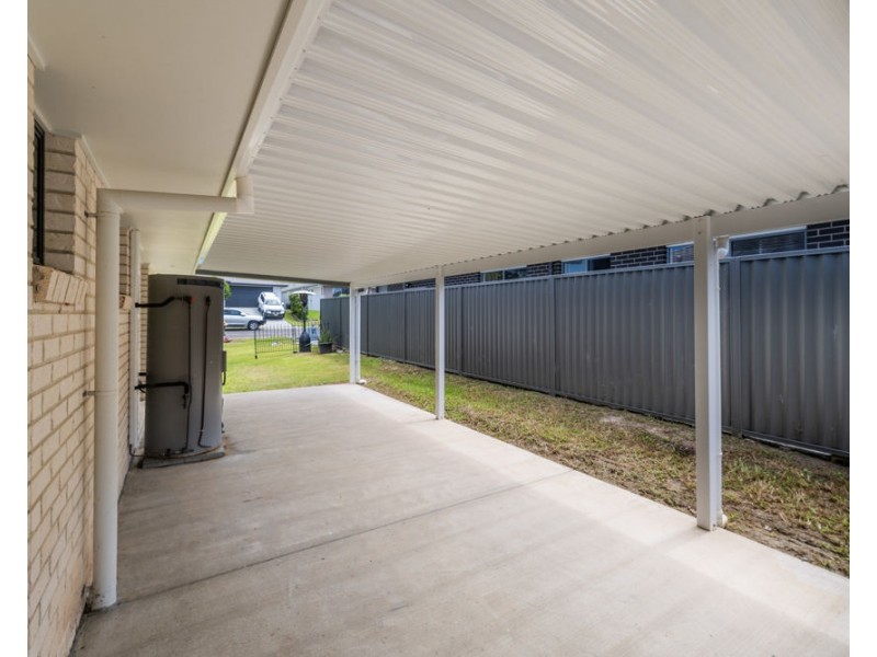 17 Flat Top Drive, Woolgoolga NSW 2456