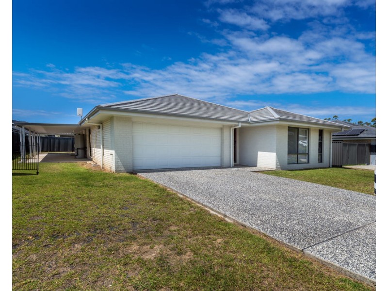 17 Flat Top Drive, Woolgoolga NSW 2456