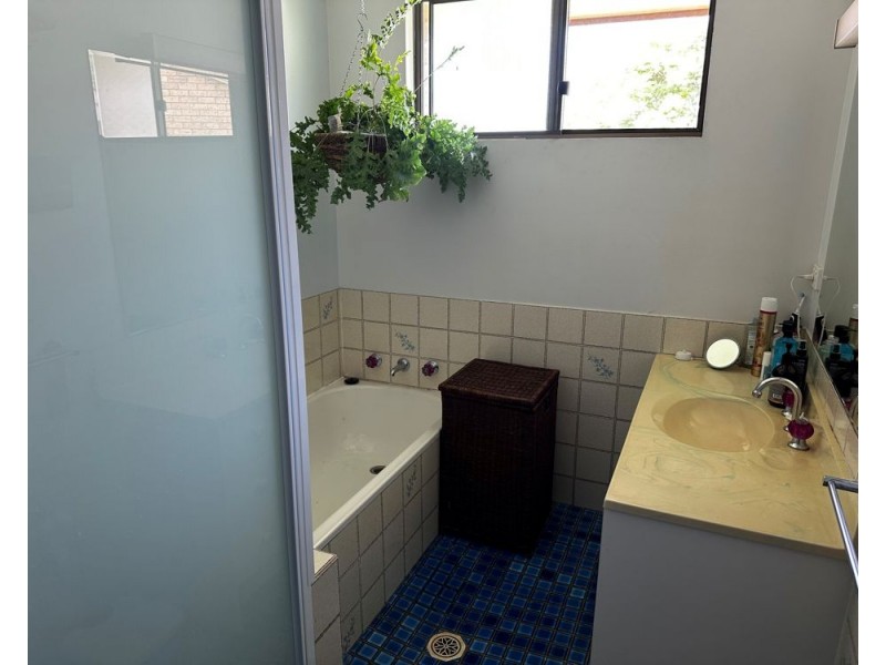 37 Turon Parade, Woolgoolga NSW 2456