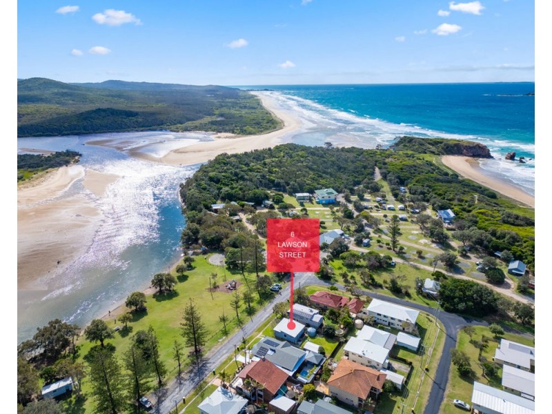 6 Lawson Street, Red Rock NSW 2456