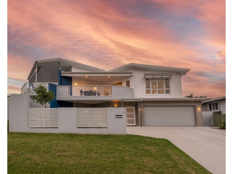 1/17 Carrington Street, Woolgoolga NSW 2456