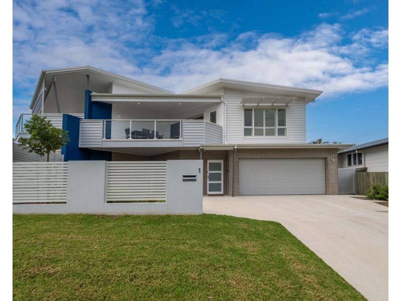 1/17 Carrington Street, Woolgoolga NSW 2456