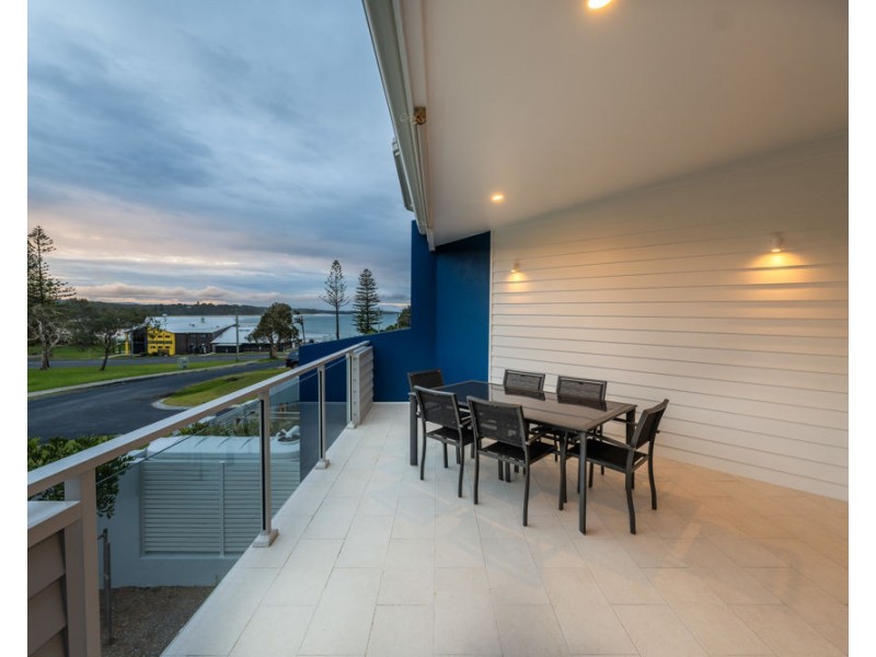 1/17 Carrington Street, Woolgoolga NSW 2456