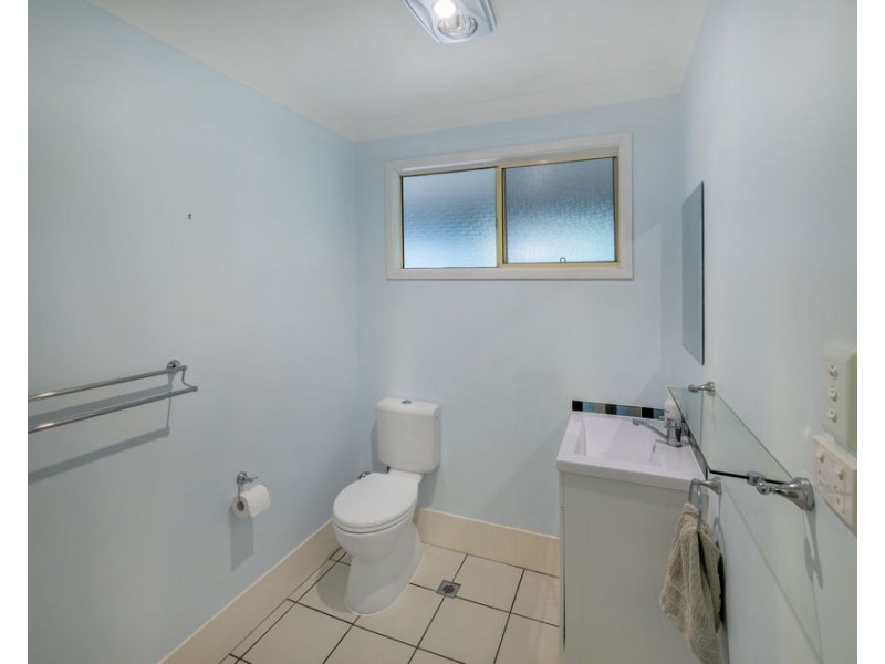 11 Paradise Court, Darlington Beach, Arrawarra NSW 2456