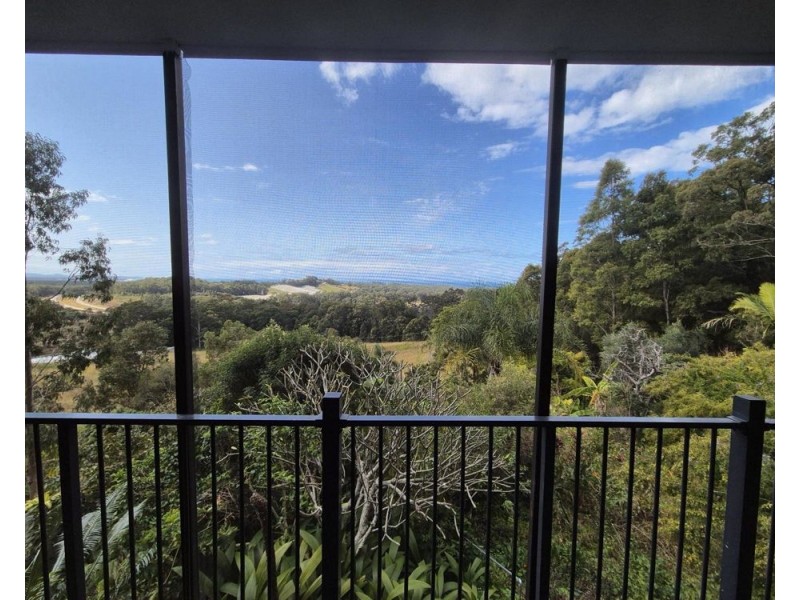 2/244 Barkhut Road, Woolgoolga NSW 2456