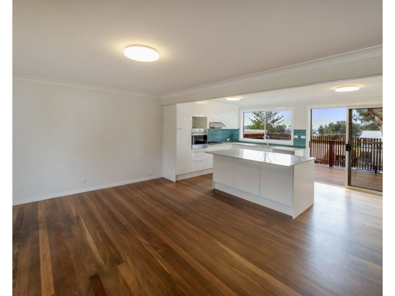 51 Blue Gum Avenue, Sandy Beach NSW 2456