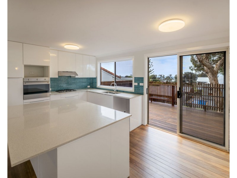 51 Blue Gum Avenue, Sandy Beach NSW 2456