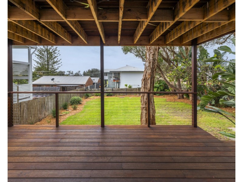 51 Blue Gum Avenue, Sandy Beach NSW 2456