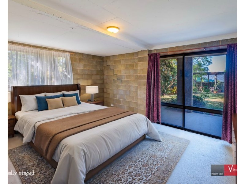 15 St Andrews Drive, Woolgoolga NSW 2456