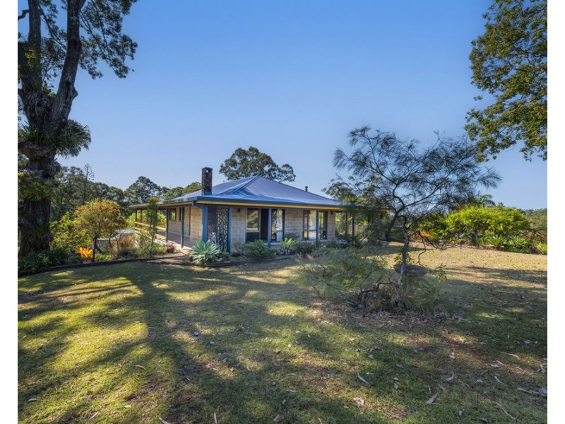 15 St Andrews Drive, Woolgoolga NSW 2456