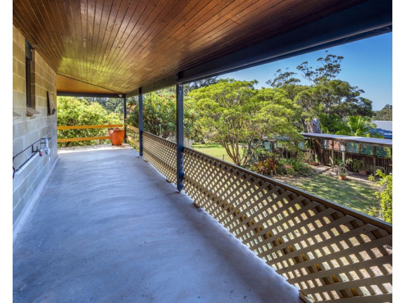 15 St Andrews Drive, Woolgoolga NSW 2456