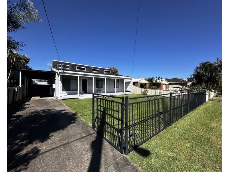 14 Diamond Head Drive, Sandy Beach NSW 2456