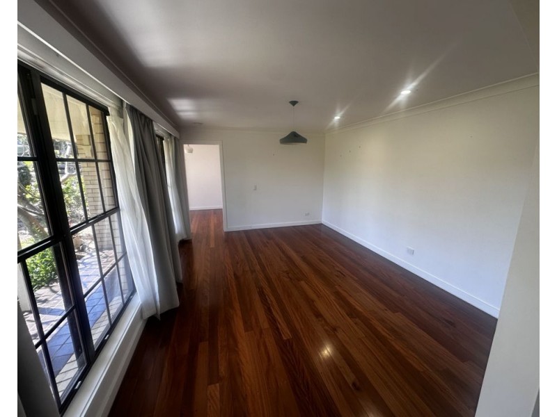 16 Lakeview Avenue, Safety Beach NSW 2456