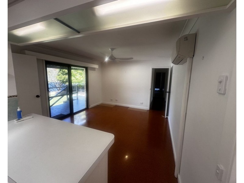 16 Lakeview Avenue, Safety Beach NSW 2456