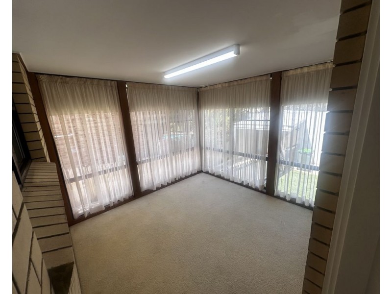 16 Lakeview Avenue, Safety Beach NSW 2456