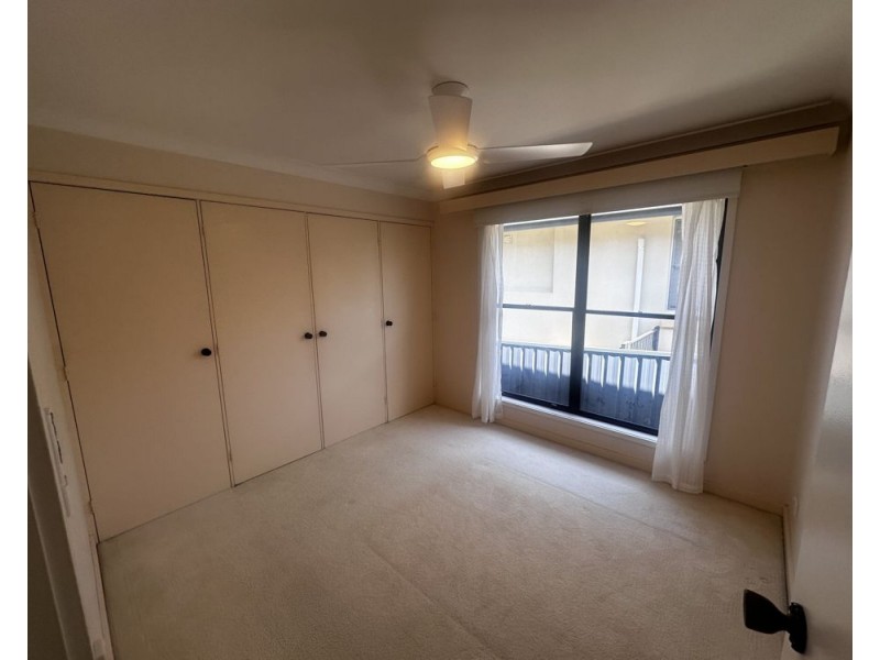 16 Lakeview Avenue, Safety Beach NSW 2456