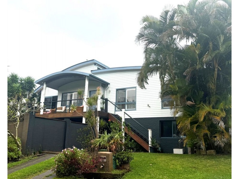 13 Honeyeater Way, Coffs Harbour NSW 2450