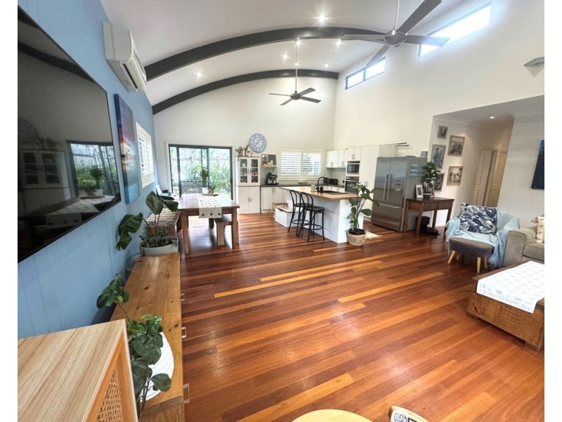 13 Honeyeater Way, Coffs Harbour NSW 2450