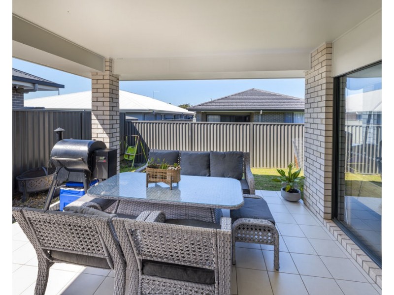 12 Somervale Road, Sandy Beach NSW 2456
