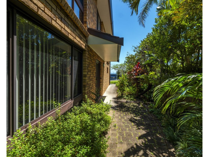 25 Ocean Street, Woolgoolga NSW 2456