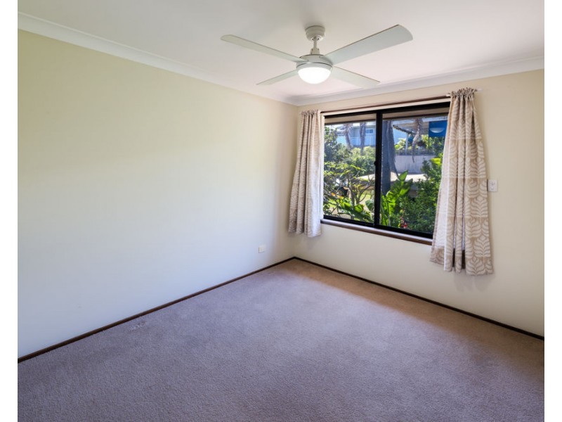 25 Ocean Street, Woolgoolga NSW 2456