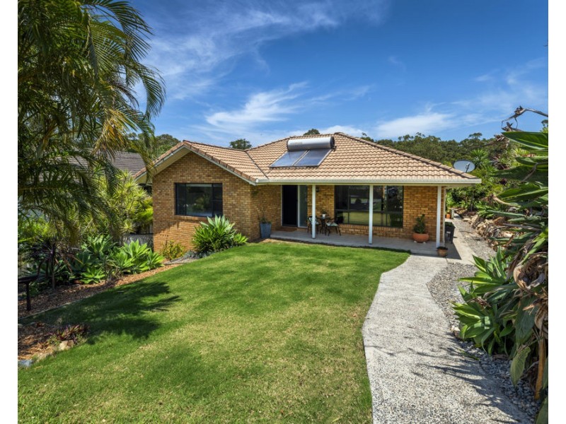 14 Campbell Street, Safety Beach NSW 2456