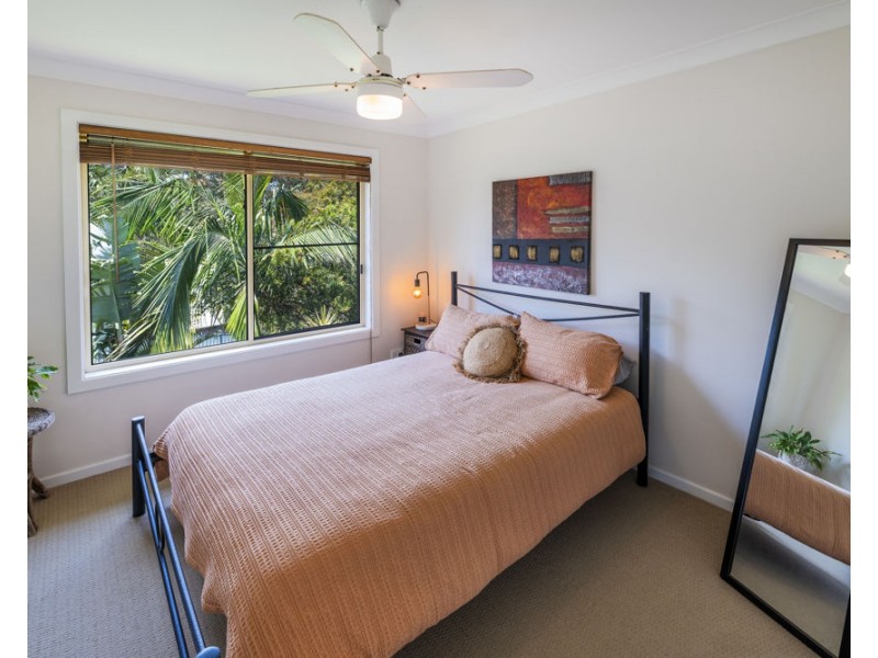 14 Campbell Street, Safety Beach NSW 2456