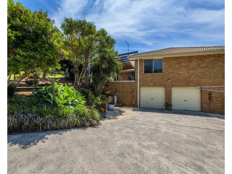 14 Campbell Street, Safety Beach NSW 2456