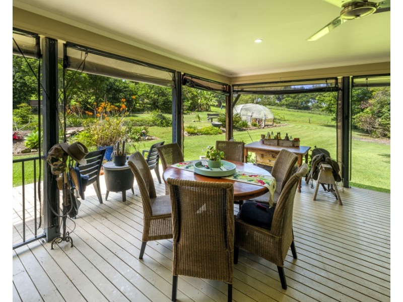 10 Gresham Drive, Woolgoolga NSW 2456