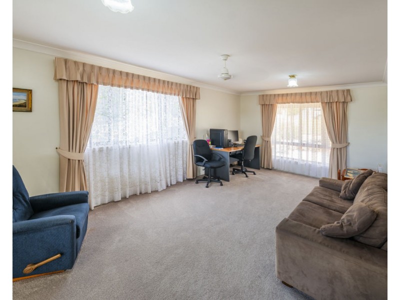 21 Barnes Street, Woolgoolga NSW 2456