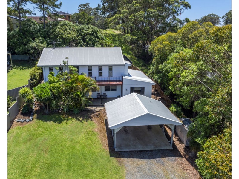 19 Arkan Avenue, Woolgoolga NSW 2456