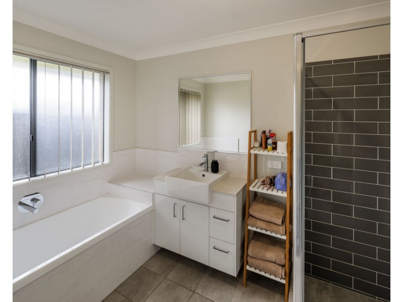 6 Woopi Drive, Woolgoolga NSW 2456