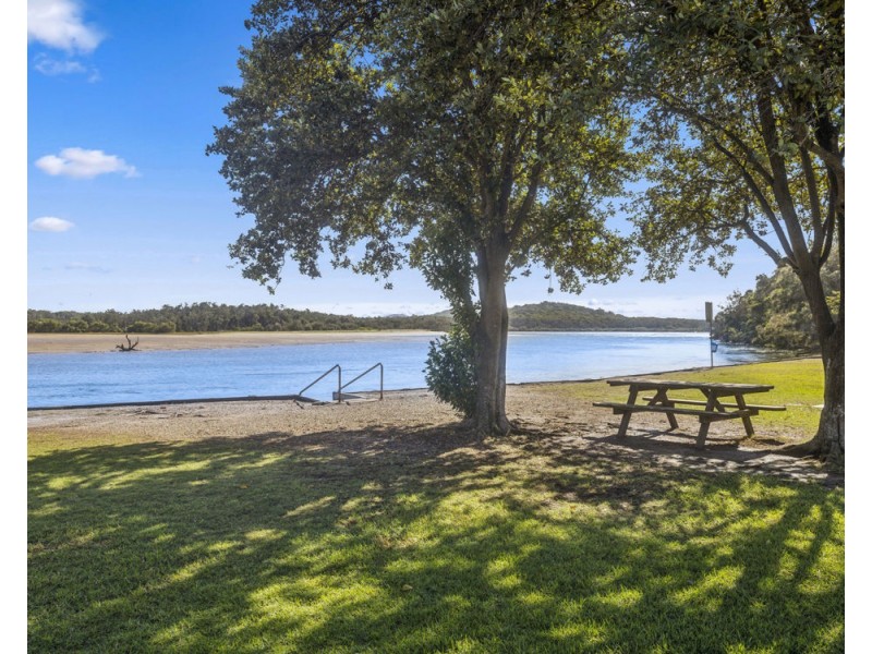 81 Flaherty Street, Red Rock NSW 2456