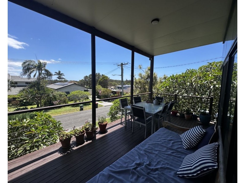 24 Chestnut Avenue, Sandy Beach NSW 2456