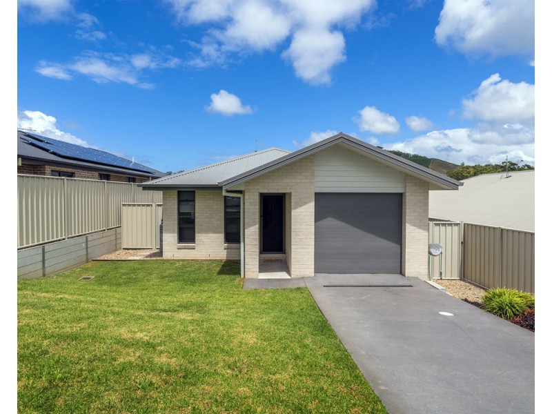 39 Gita Place, Woolgoolga NSW 2456