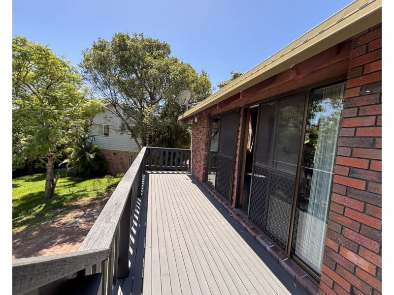 19 Schofield Drive, Safety Beach NSW 2456