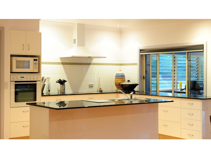 47 Palm Grove Place, Moonee Beach NSW 2450