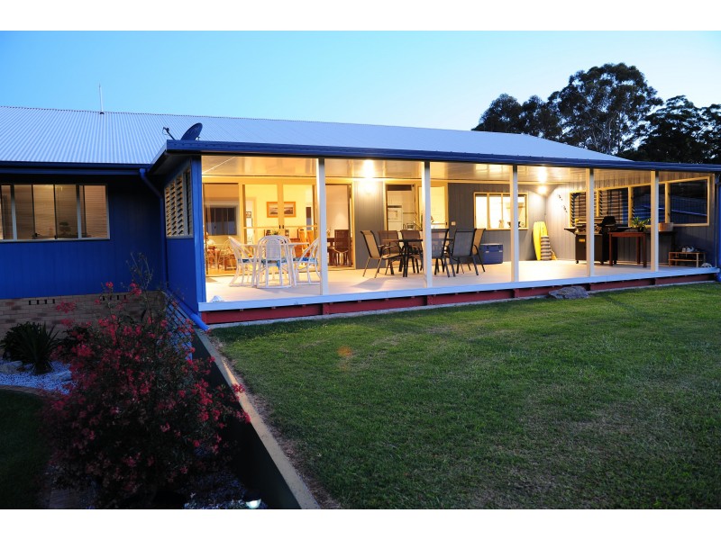 47 Palm Grove Place, Moonee Beach NSW 2450