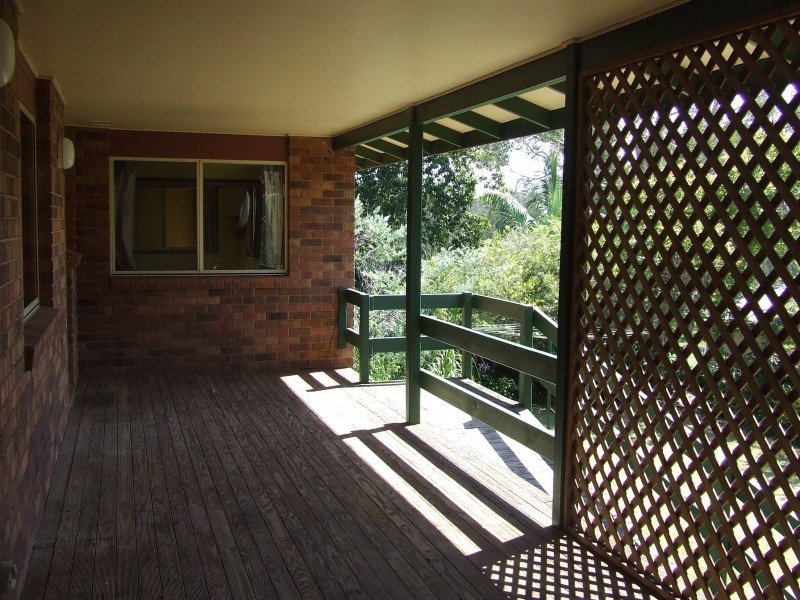 32 Bluff Road, Emerald Beach NSW 2456