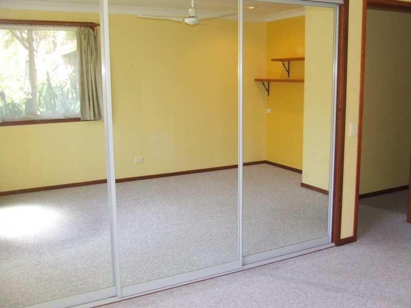 32 Bluff Road, Emerald Beach NSW 2456