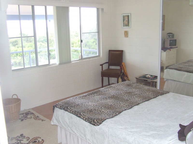 6 Beach Road, Arrawarra Headland NSW 2456
