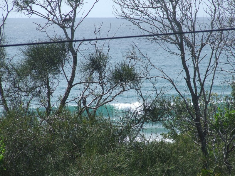 6 Beach Road, Arrawarra Headland NSW 2456