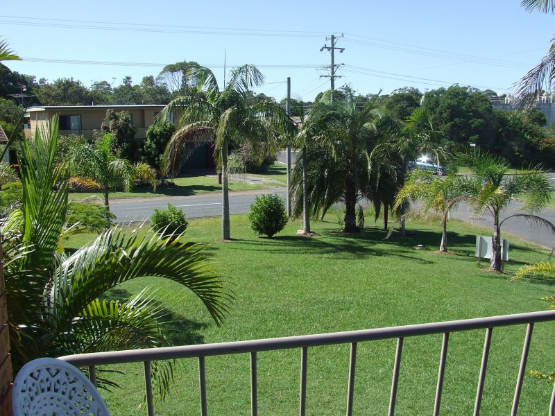 6 Mackay Street, Woolgoolga NSW 2456